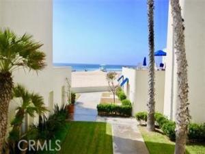 MLS #OC25166297 img 0