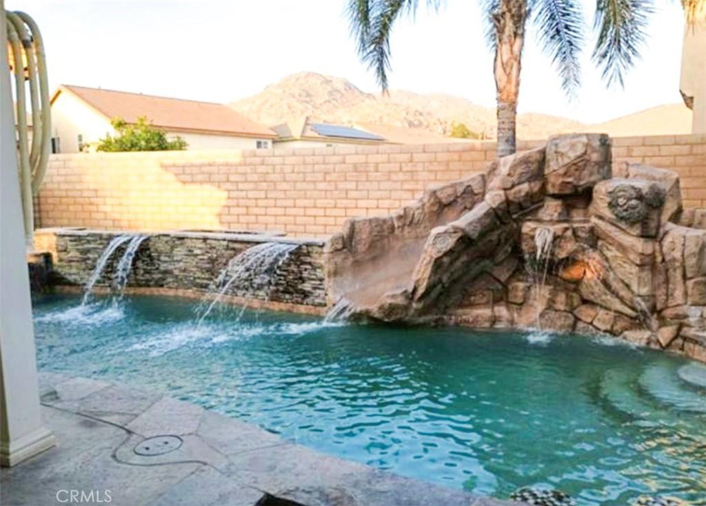 MLS #OC25167482 image #0