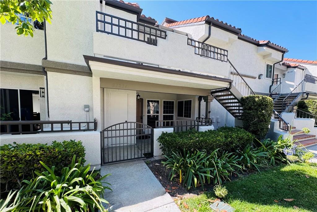 MLS #OC25167823 image #0