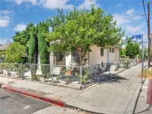 MLS #OC25167848 image #0