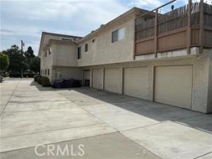 MLS #OC25169047 img 0
