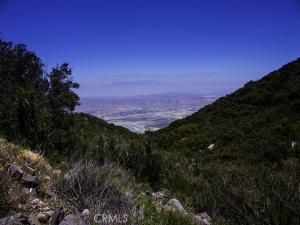 MLS #OC25169447 img 0