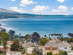 MLS #OC25169853 image #0