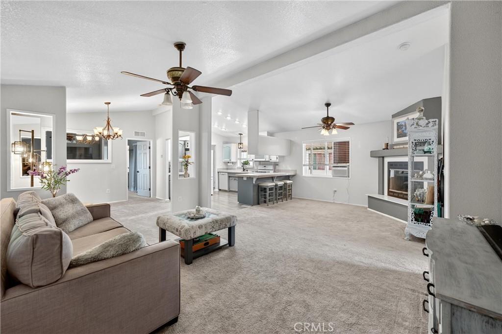 MLS #OC25170369 image #0