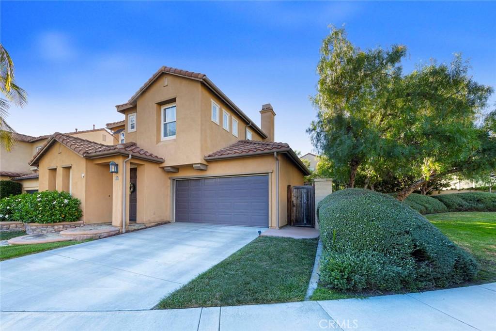 MLS #OC25172072 img 0