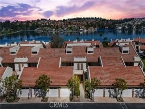 MLS #OC25172219 image #0