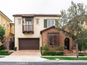 MLS #OC25172592 image #0