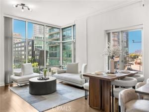 MLS #OC25172787 image #0