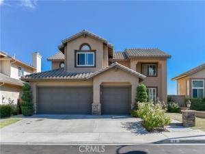 MLS #OC25174846 image #0