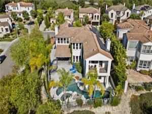 MLS #OC25175284 image #0