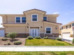 MLS #OC25175492 img 0