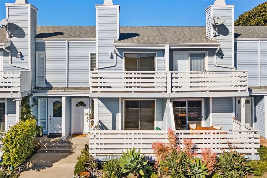 MLS #OC25176583 image #0