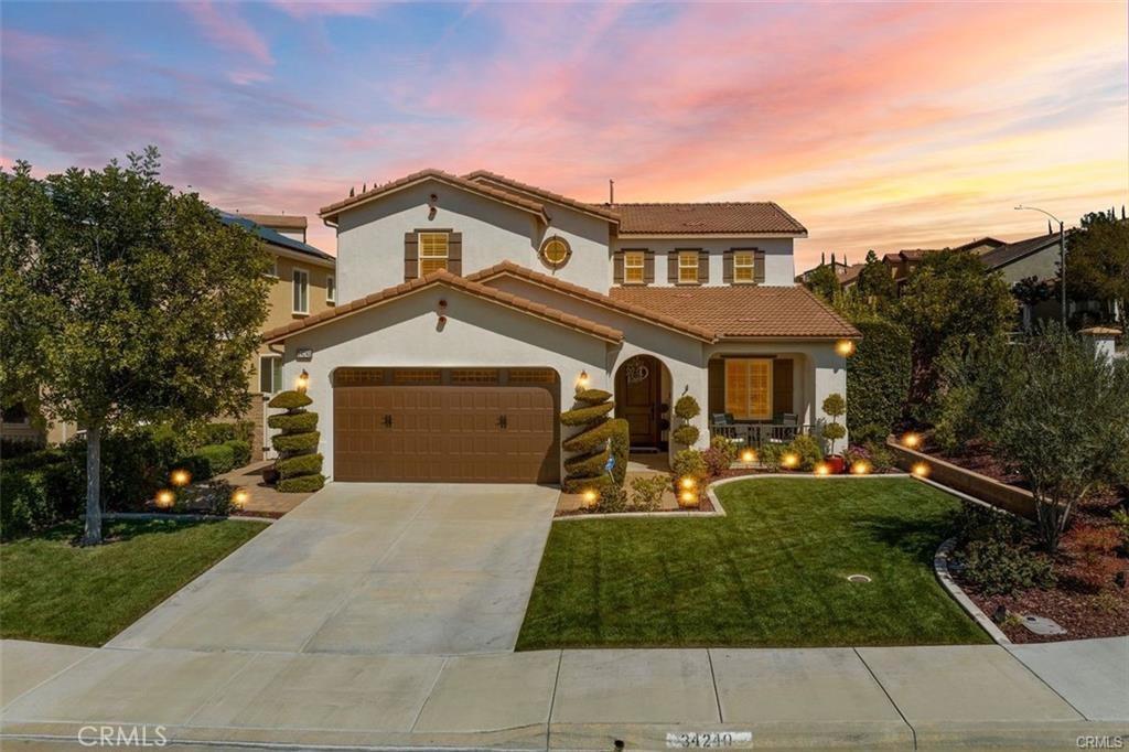 MLS #OC25176616 image #0