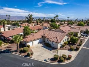 MLS #OC25176926 image #0