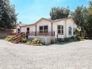 MLS #OC25177006 image #0