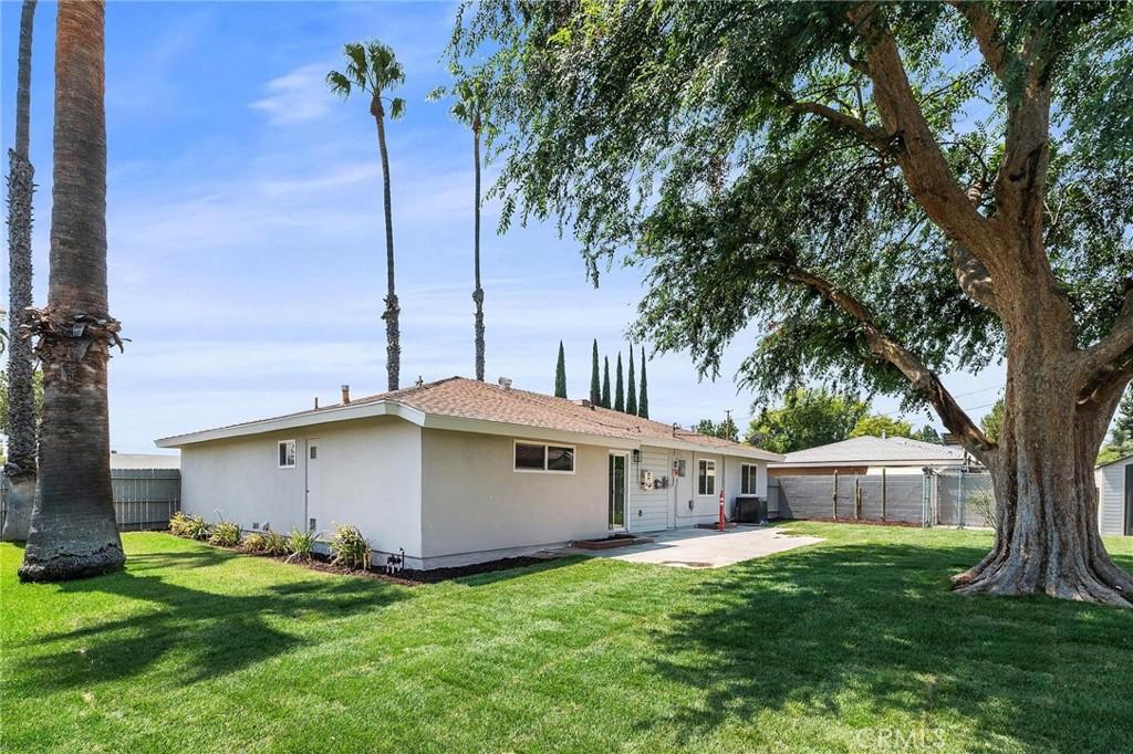 MLS #OC25177099 image #0