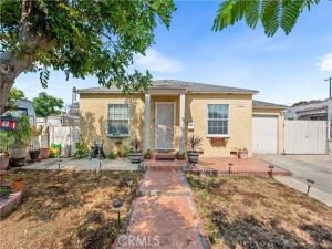 MLS #OC25177791 image #0