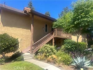 MLS #OC25178478 image #0