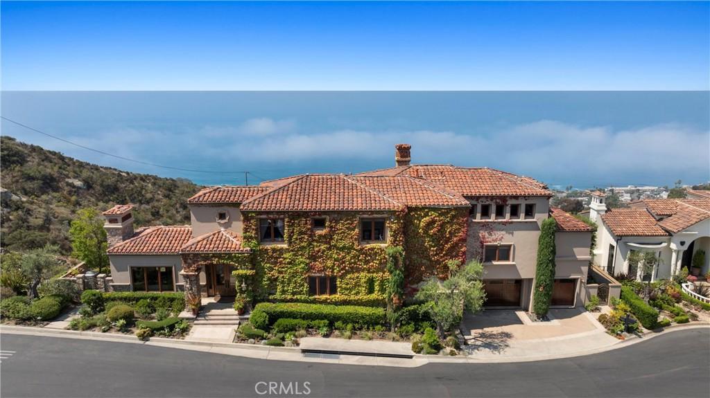 MLS #OC25178887 image #0