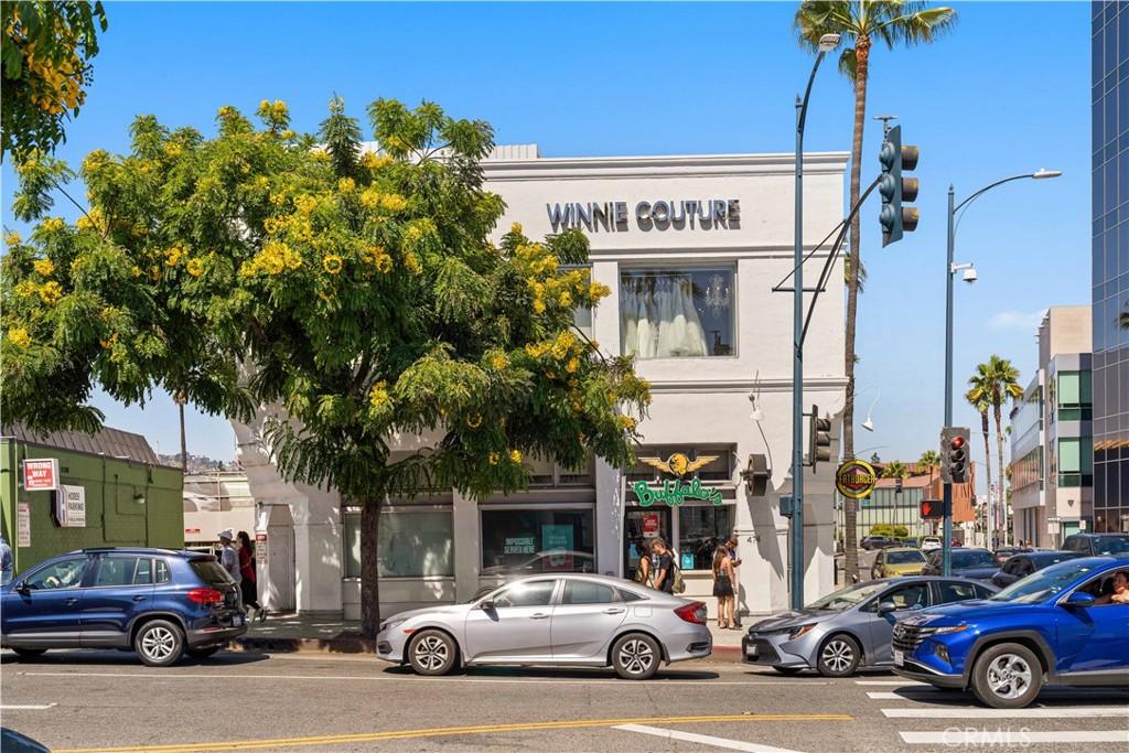 MLS #OC25179556 img 0