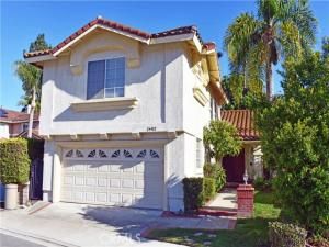 MLS #OC25179880 image #0