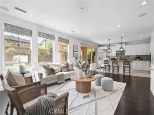 MLS #OC25180788 image #0