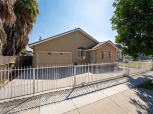 MLS #OC25181136 image #0