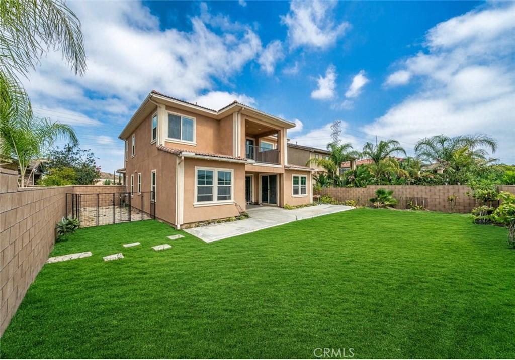 MLS #OC25181438 image #0