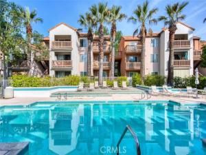 MLS #OC25181534 image #0