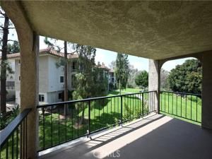 MLS #OC25181869 image #0