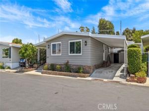 MLS #OC25181978 image #0