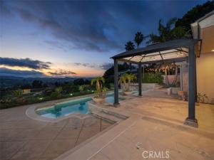 MLS #OC25184475 image #0