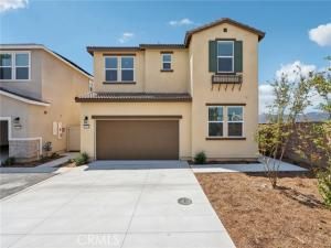 MLS #OC25184550 image #0