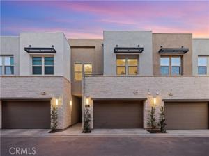 MLS #OC25185161 image #0