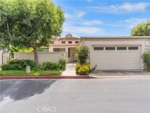 MLS #OC25185643 image #0