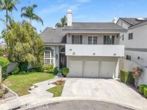 MLS #OC25185931 image #0