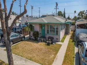MLS #OC25186433 image #0