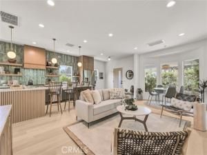 MLS #OC25186558 image #0