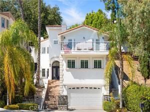 MLS #OC25186928 image #0