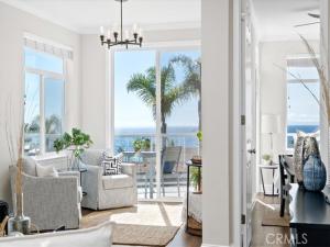 MLS #OC25187729 image #0