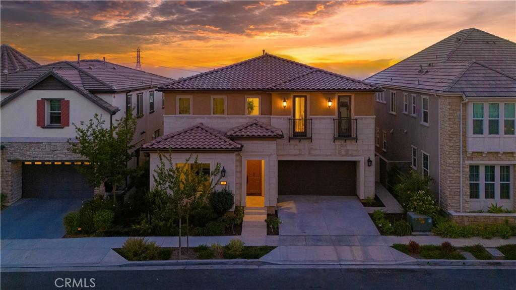 MLS #OC25188436 image #0