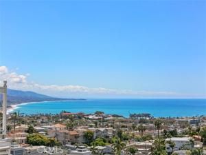 MLS #OC25189073 image #0