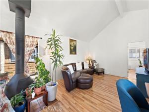 MLS #OC25189505 image #0