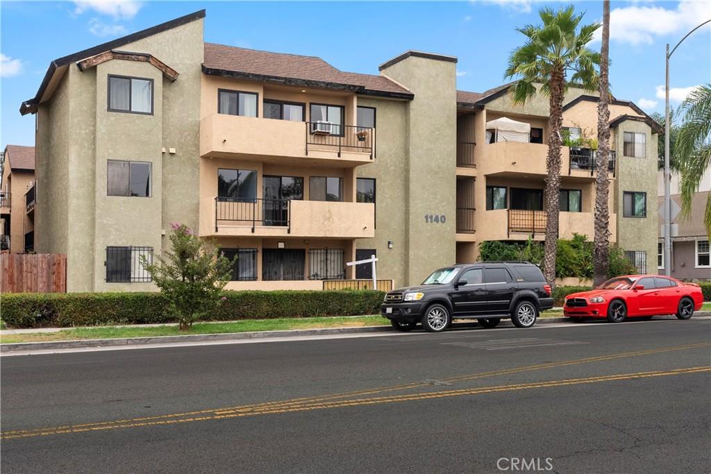 MLS #OC25189751 image #0