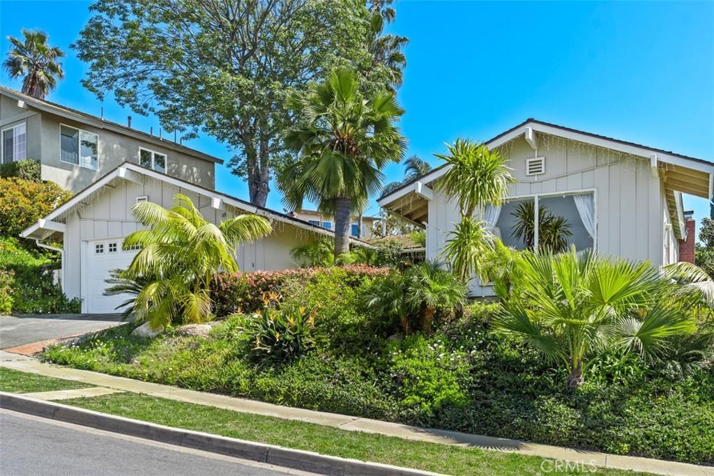 MLS #OC25190867 image #0