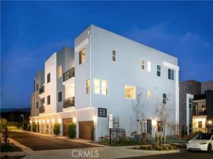 MLS #OC25192333 image #0