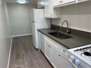 MLS #OC25192852 image #0