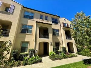 MLS #OC25193344 image #0