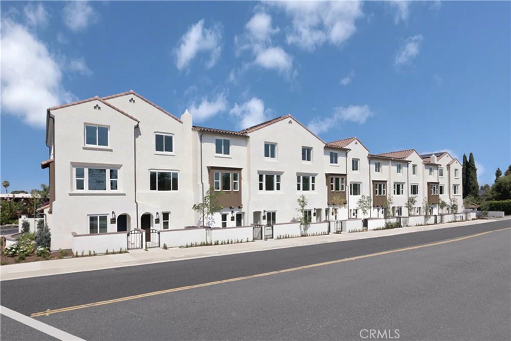 MLS #OC25193612 image #0