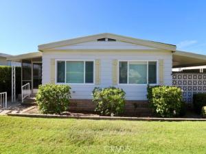 MLS #OC25194034 image #0